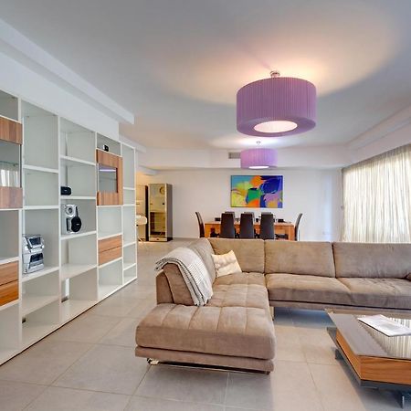 Seaview Apartment In Fort Cambridge, Sliema Exteriör bild