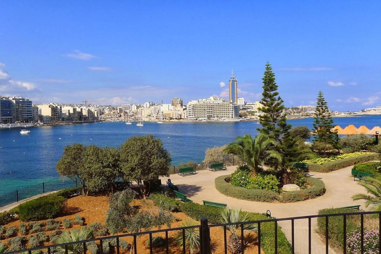 Seaview Apartment In Fort Cambridge, Sliema Exteriör bild