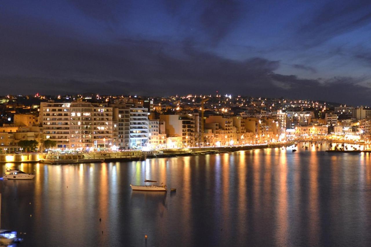 Seaview Apartment In Fort Cambridge, Sliema Exteriör bild