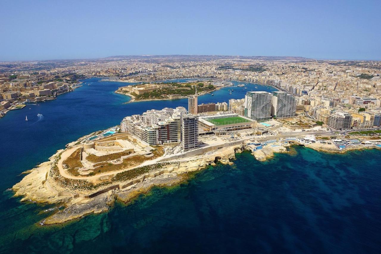 Seaview Apartment In Fort Cambridge, Sliema Exteriör bild